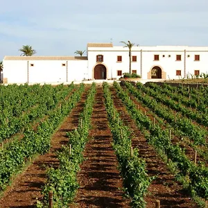 **** Resort Baglio Donnafranca Wine Italia